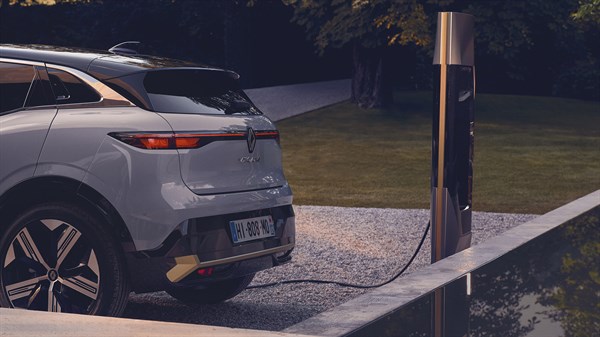 Système multimédia openR link avec Google intégré - My Renault - recharge