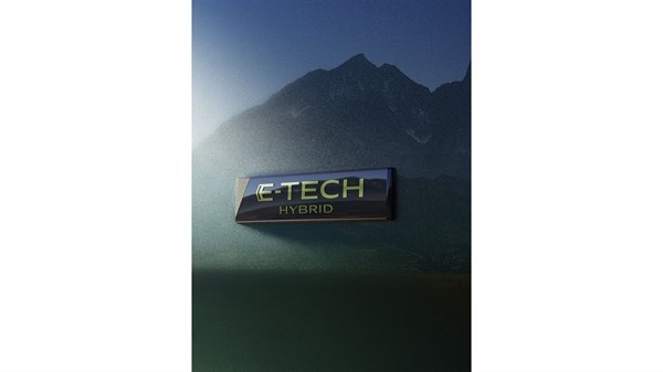 Renault Duster - badge E-Tech